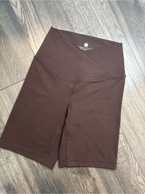 Yogalicious | Lux Crossover 7” Short